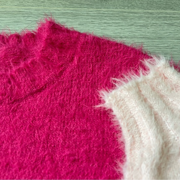 Fuchsia and Pink Fuzzy Sweater Medium Brand New - Picture 6 of 8